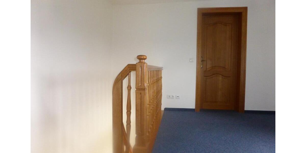 Erdgeschoßwohnung Wuppertal Dornap - 4 Zimmer, 148 m&sup2;, 1.049&euro; | Angebot:25234503