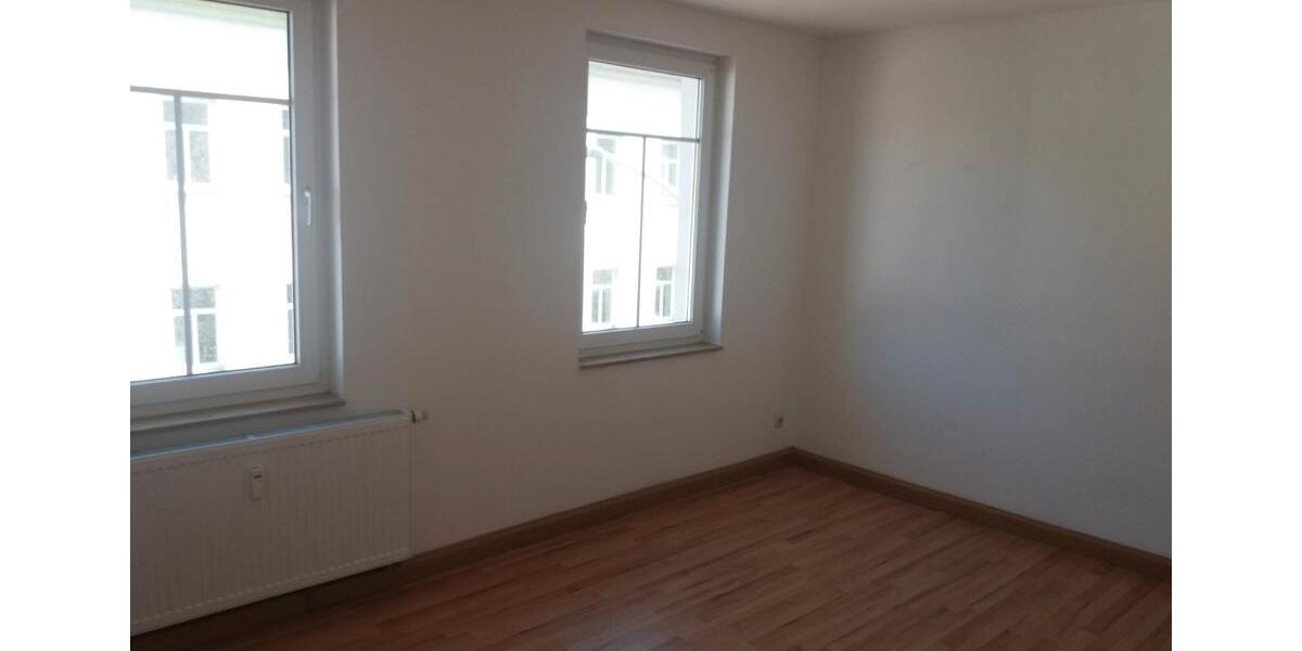Etagenwohnung Döbeln - 3 Zimmer, 70 m&sup2;, 380&euro; | Angebot:26674393