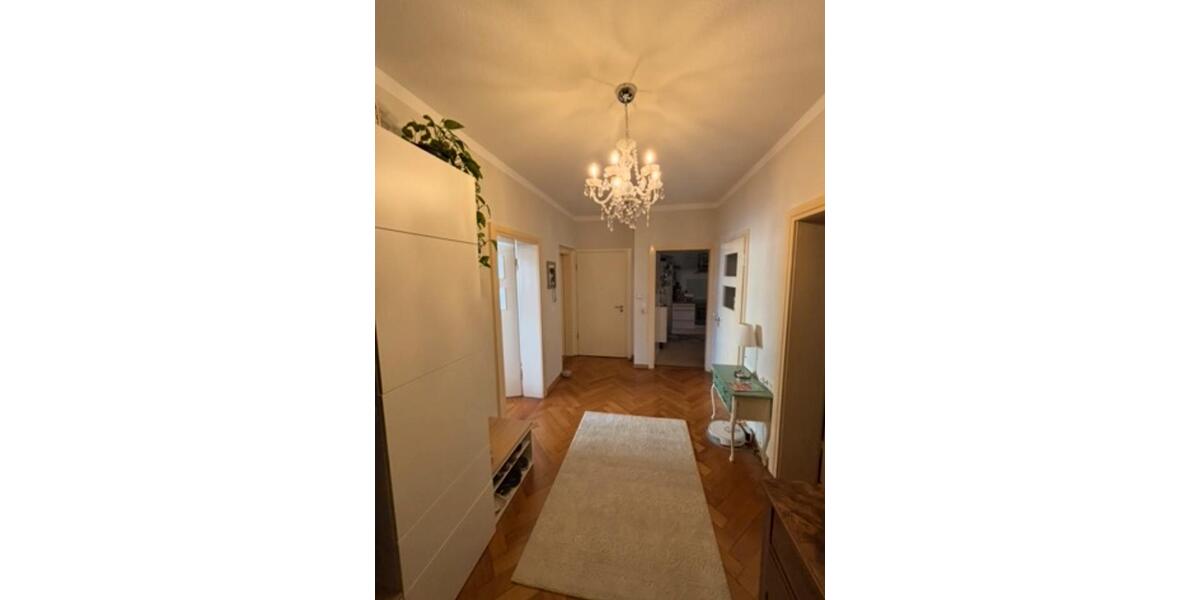 Erdgeschoßwohnung Saarbrücken - 3 Zimmer, 116 m&sup2;, 1.100&euro; | Angebot:25988100