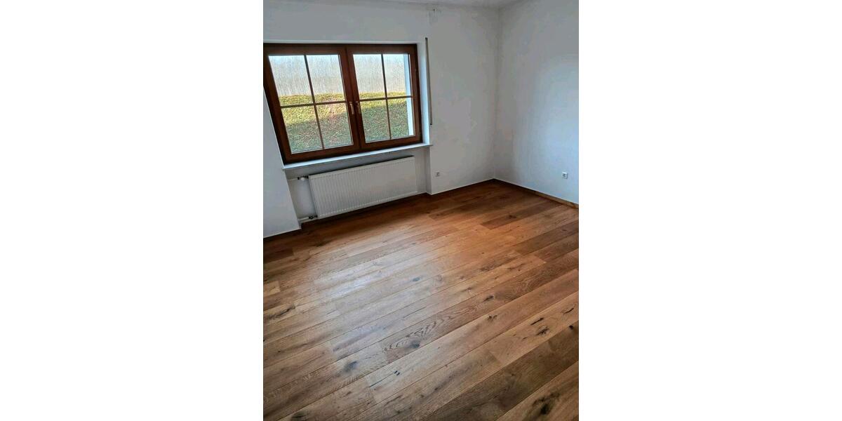 Erdgeschoßwohnung Gräfenberg - 4 Zimmer, 100 m&sup2;, 800&euro; | Angebot:26050483