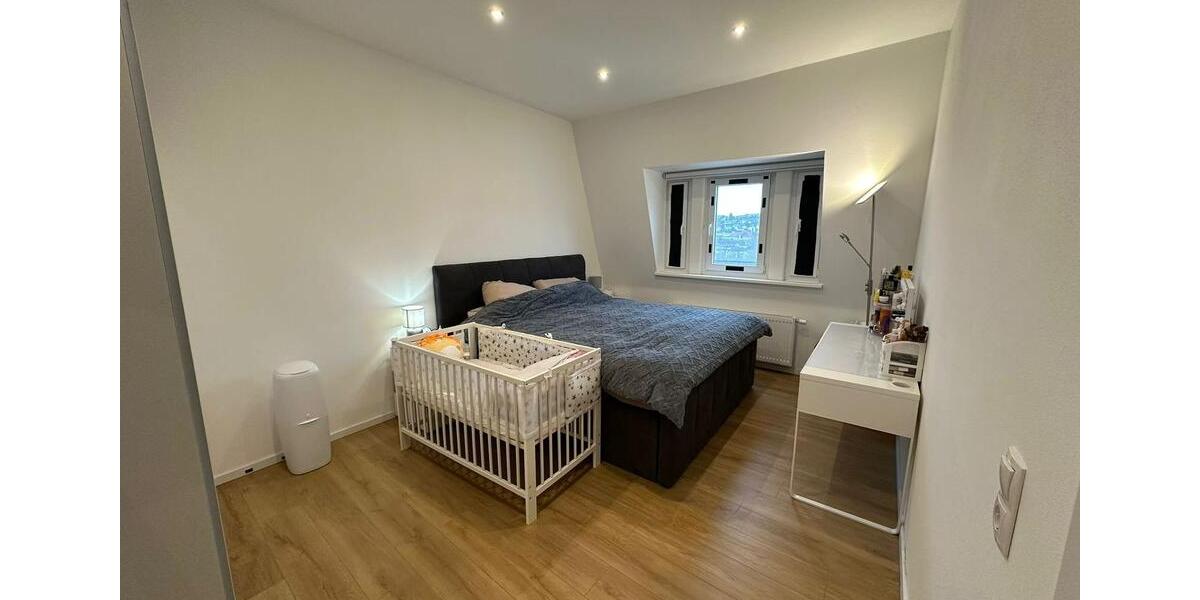 Dachgeschoßwohnung Arnsberg Obereimer - 3 Zimmer, 80 m&sup2;, 720&euro; | Angebot:24391209