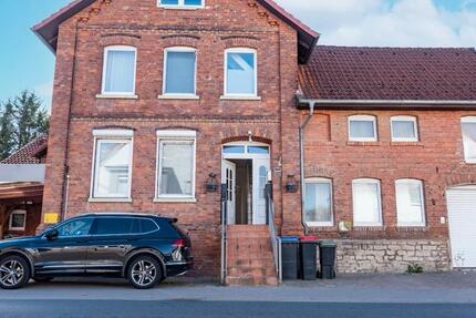 Haus Hameln Kernstadt - 4 Zimmer, 156 m&sup2;, 1.200&euro; | Angebot:25116330