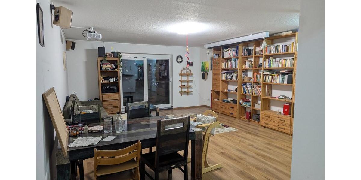 Dachgeschoßwohnung Meißen - 4.5 Zimmer, 140 m&sup2;, 1.000&euro; | Angebot:24653924