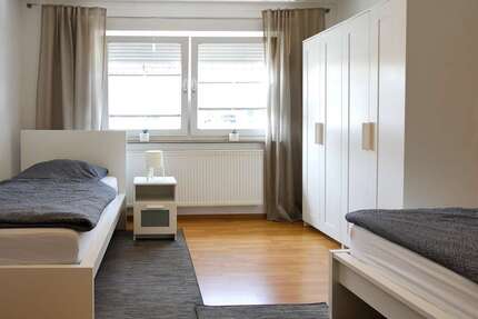 Zimmer Stuttgart Bad Cannstatt - 3 Zimmer, 1.700&euro; | Angebot:26822322