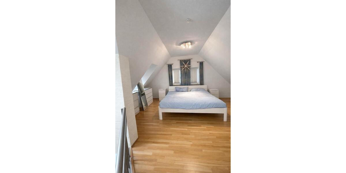 Etagenwohnung Pressath - 2 Zimmer, 80 m&sup2;, 1.050&euro; | Angebot:24838655