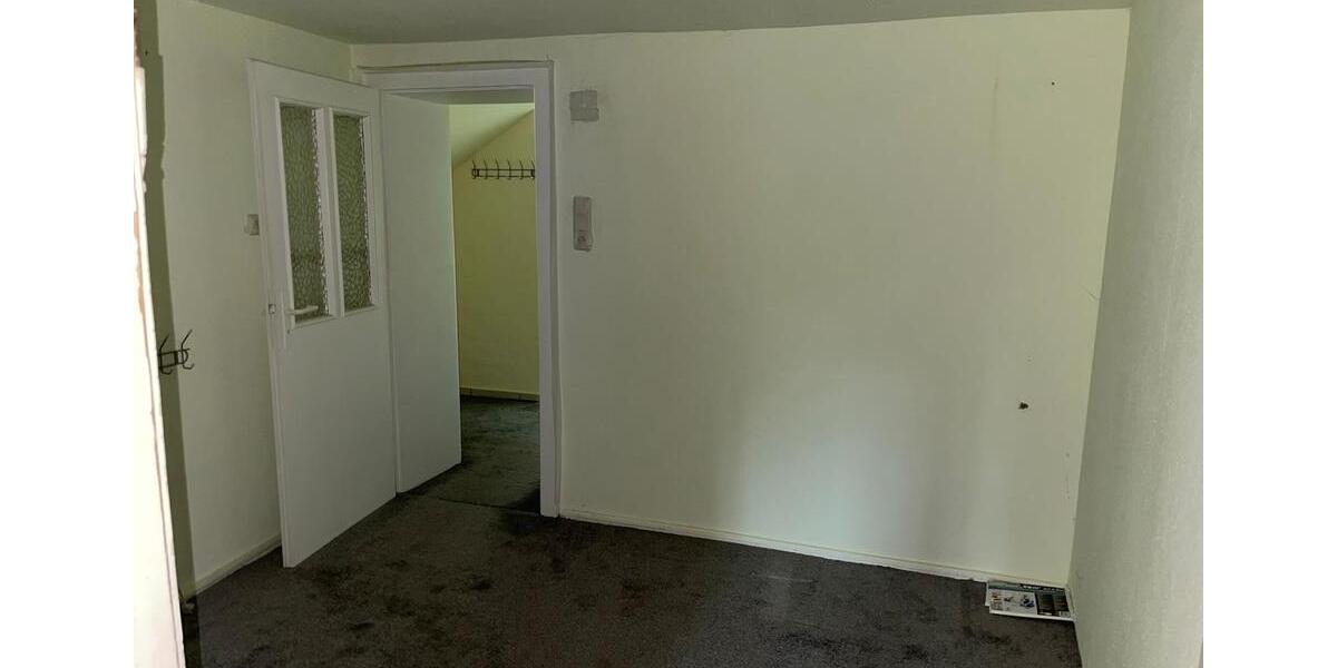 Dachgeschoßwohnung Merzig - 3.5 Zimmer, 65 m&sup2;, 850&euro; | Angebot:26549987