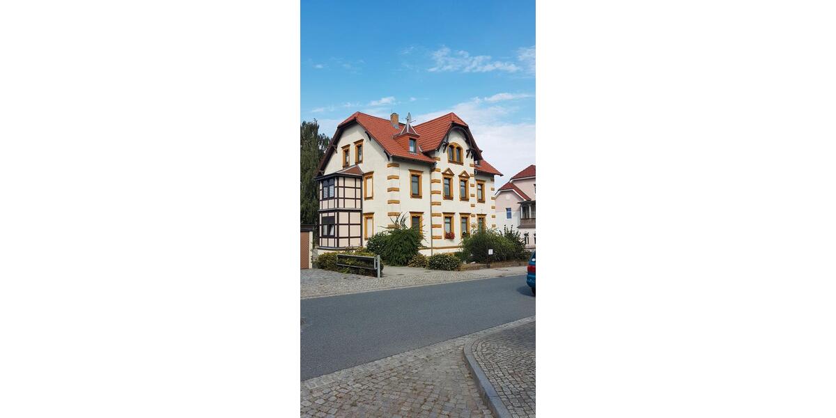 Dachgeschoßwohnung Bischofswerda - 2.5 Zimmer, 75 m&sup2;, 420&euro; | Angebot:26688574