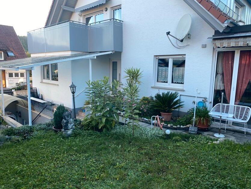 Schorndorf-Schornbach: Wohnung in 2 Familienhaus