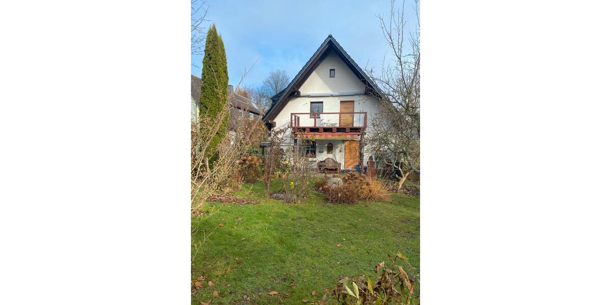 Hochwertige frisch renovierte 3-Zimmer-Wohnung - traumhaft hell 3 zimmer