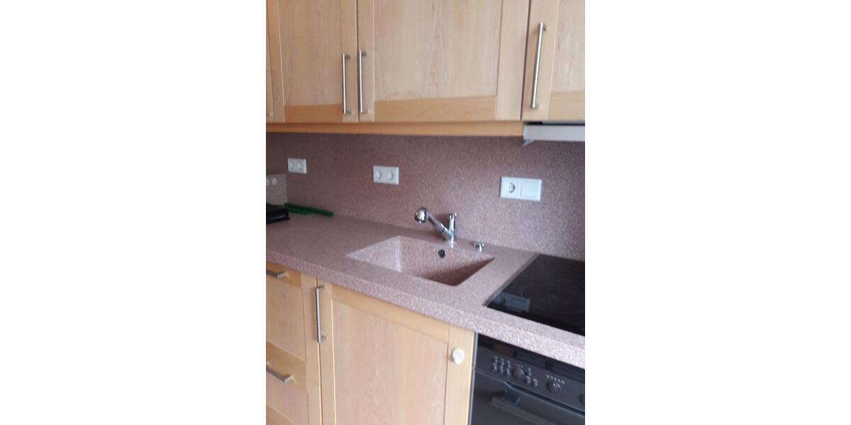 Hochparterre Lage - 2 Zimmer, 72 m&sup2;, 600&euro; | Angebot:26040982