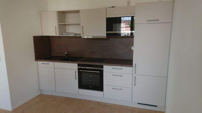 Etagenwohnung Dessau-Roßlau Innenstadt - 2 Zimmer, 69 m&sup2;, 497&euro; | Angebot:26672262