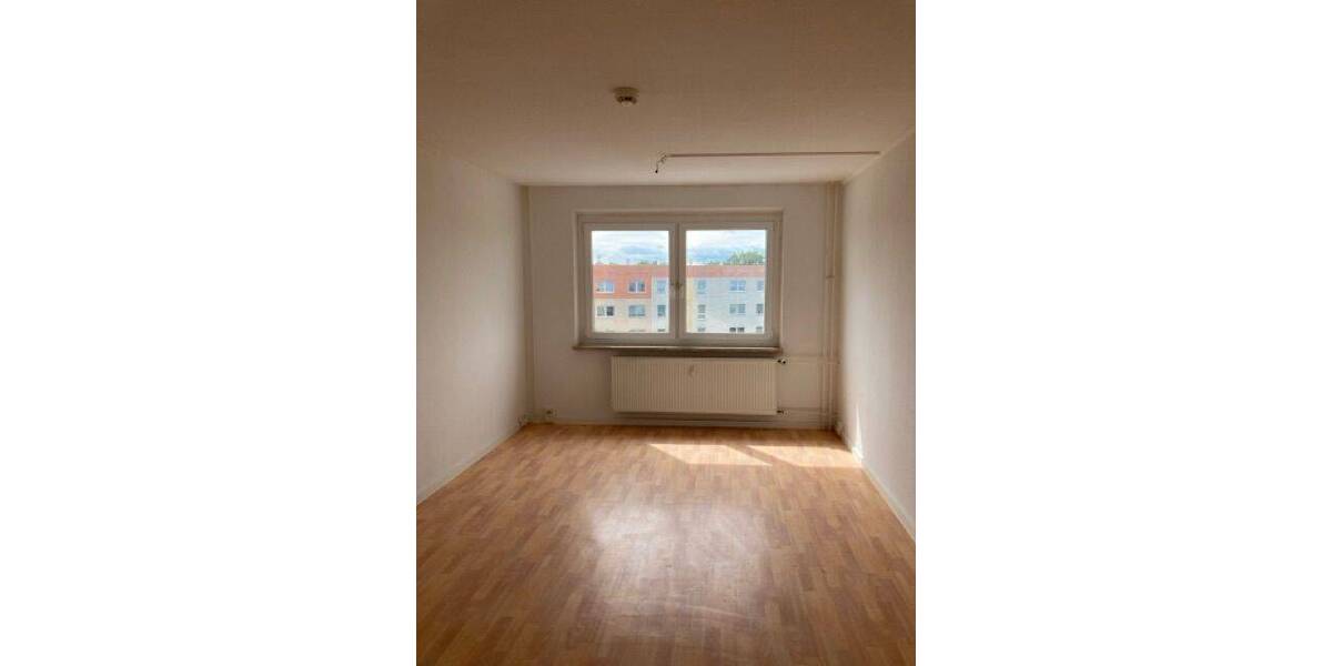 Etagenwohnung Weimar Schöndorf - 4 Zimmer, 90 m&sup2;, 625&euro; | Angebot:26833431
