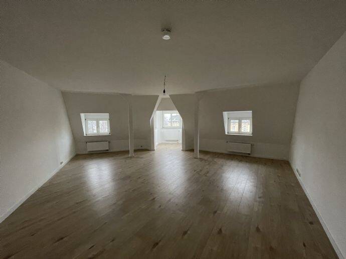 Etagenwohnung Brandenburg an der Havel Neustadt - 2 Zimmer, 94 m&sup2;, 855&euro; | Angebot:24566060