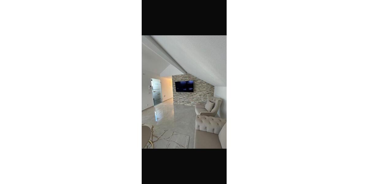 Dachgeschoßwohnung Seelbach - 3 Zimmer, 60 m&sup2;, 970&euro; | Angebot:26640277