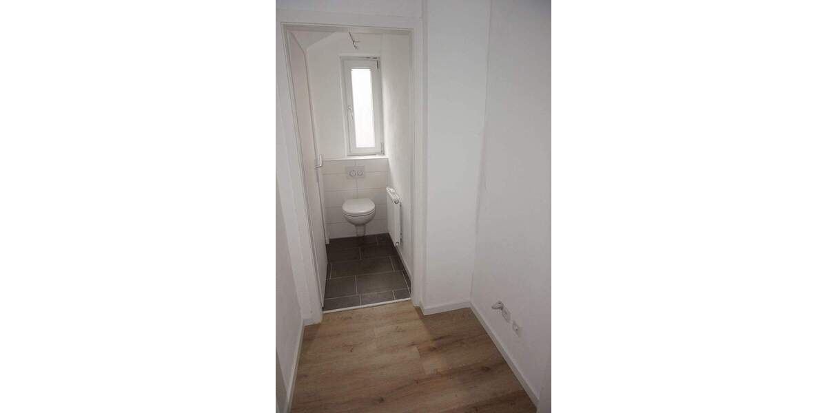 Etagenwohnung Schramberg - 3 Zimmer, 64 m&sup2;, 560&euro; | Angebot:23035431