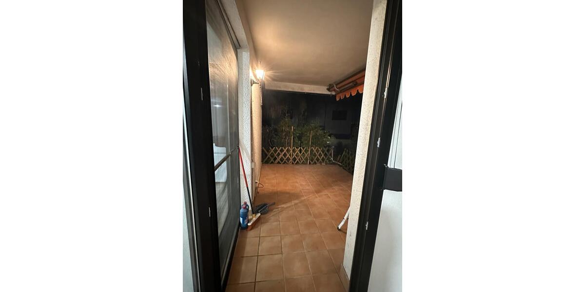 Erdgeschoßwohnung Esslingen am Neckar Brühl - 2.5 Zimmer, 64 m&sup2;, 1.250&euro; | Angebot:25757517