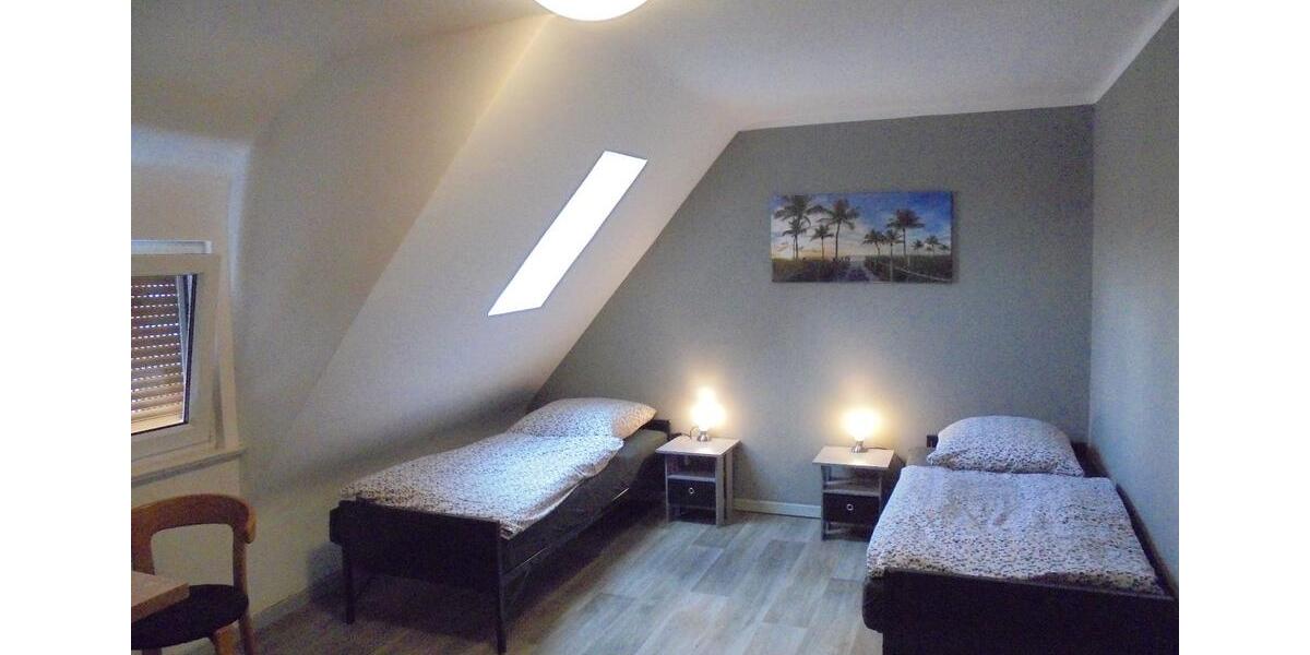 Wohnen auf Zeit Grebenstein - 1 Zimmer, 25 m&sup2;, 25&euro; | Angebot:19254856