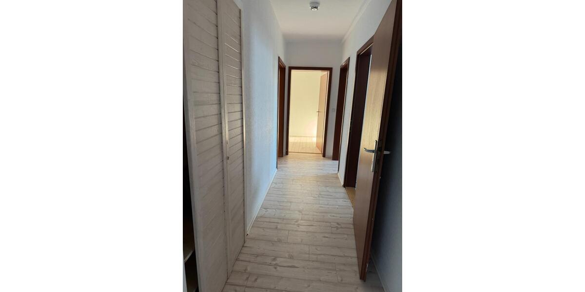 Etagenwohnung Helmstedt Offleben - 3 Zimmer, 64 m&sup2;, 407&euro; | Angebot:24846548