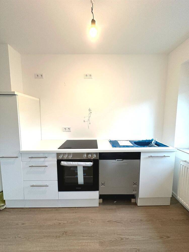 Ihr neues Paradies! - Neuwertige 3-Zimmer-Wohnung im 1. Obergeschoss Einbauküche Garten Kellerraum
