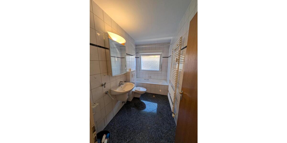 Erdgeschoßwohnung Villingen-Schwenningen Schwenningen - 2.5 Zimmer, 57 m&sup2;, 750&euro; | Angebot:26214512