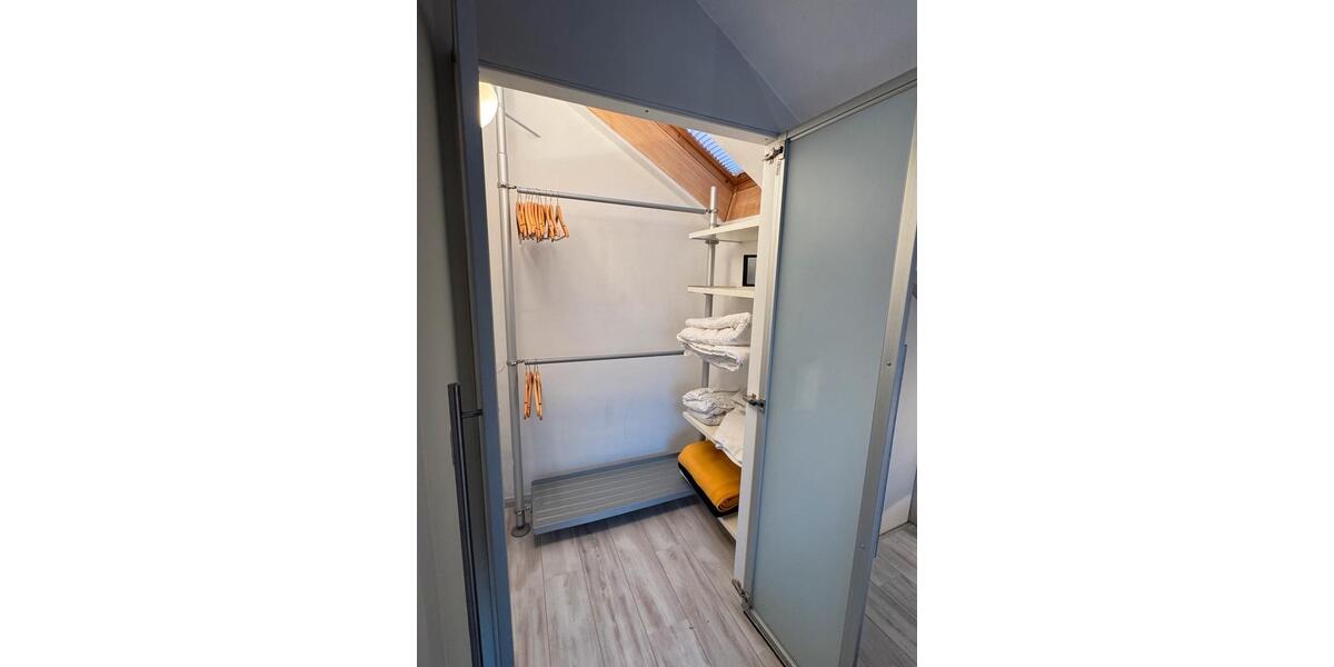 Dachgeschoßwohnung Linz am Rhein - 2 Zimmer, 45 m&sup2;, 980&euro; | Angebot:26049474