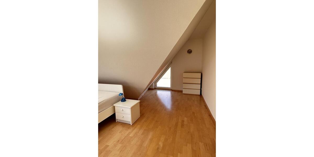 Maisonettenwohnung Villingen-Schwenningen Schwenningen - 4 Zimmer, 120 m&sup2;, 1.180&euro; | Angebot:26462756