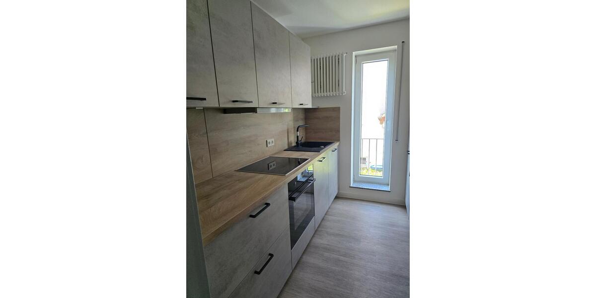 Etagenwohnung Saarbrücken Kieselhumes - 3 Zimmer, 91 m&sup2;, 1.060&euro; | Angebot:21604975