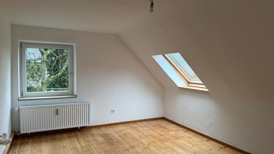 Helle 3-Zimmer-Wohnung in Köln-Weiden 3 zimmer