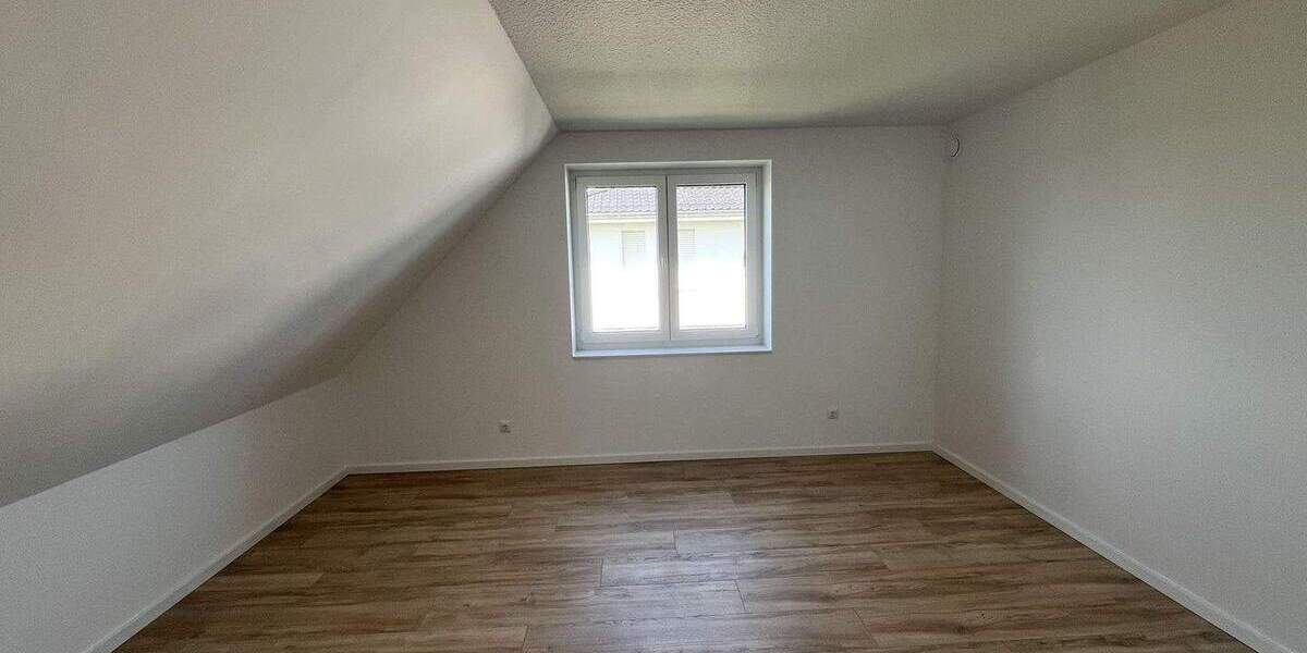 Mehrfamilienhaus, Wohnhaus Drochtersen - 5 Zimmer, 135 m&sup2;, 1.470&euro; | Angebot:25664572