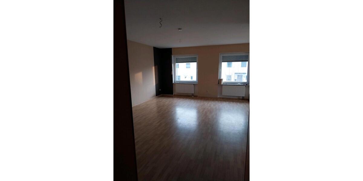 Etagenwohnung Germersheim - 3 Zimmer, 80 m&sup2;, 990&euro; | Angebot:25087605