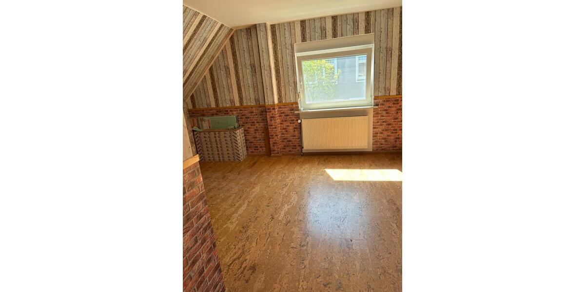 Etagenwohnung Hodenhagen - 8 Zimmer, 136 m&sup2;, 1.400&euro; | Angebot:26550604