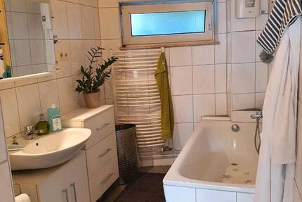 Wohnung Bad Pyrmont - 6 Zimmer, 100 m&sup2;, 1.000&euro; | Angebot:26681632