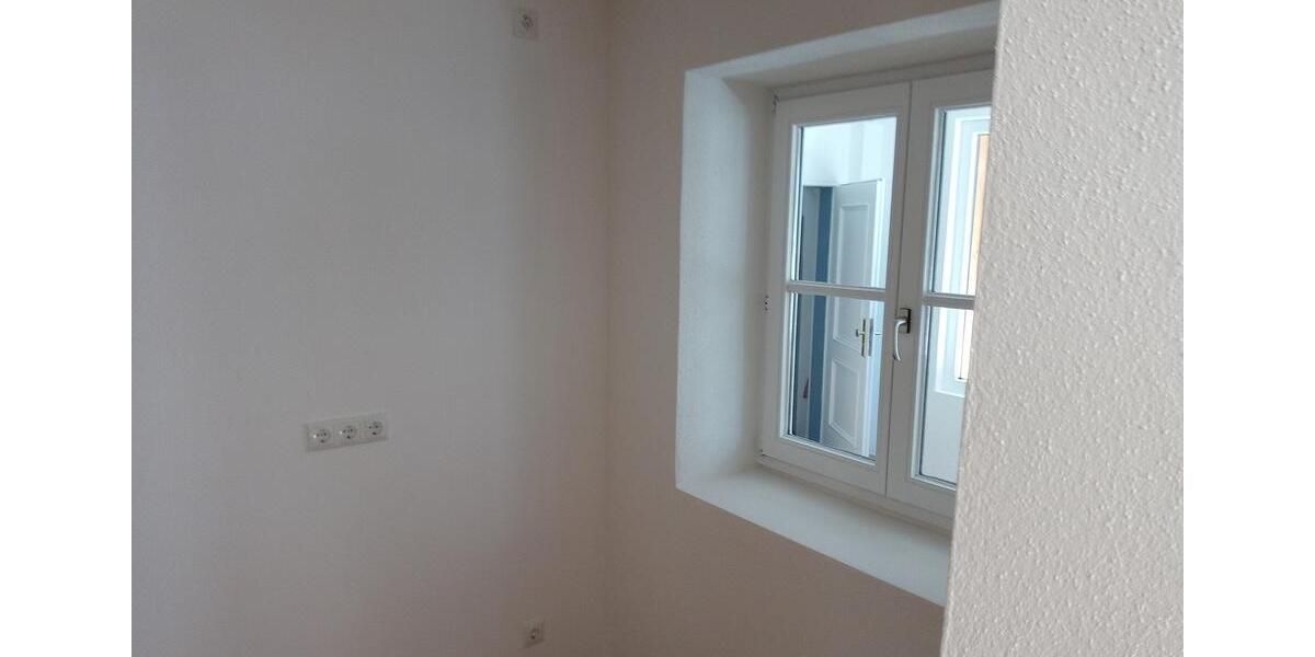 Etagenwohnung Landshut - 3 Zimmer, 78 m&sup2;, 1.210&euro; | Angebot:26014397