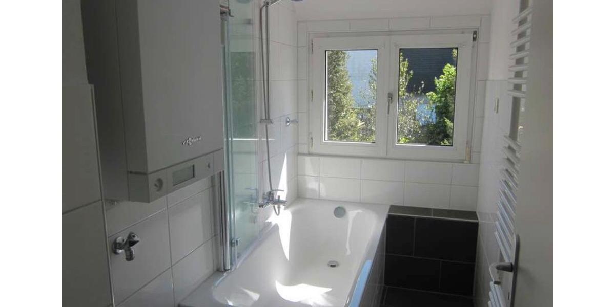 Dachgeschoßwohnung Remscheid - 2.5 Zimmer, 55 m&sup2;, 588&euro; | Angebot:24652193