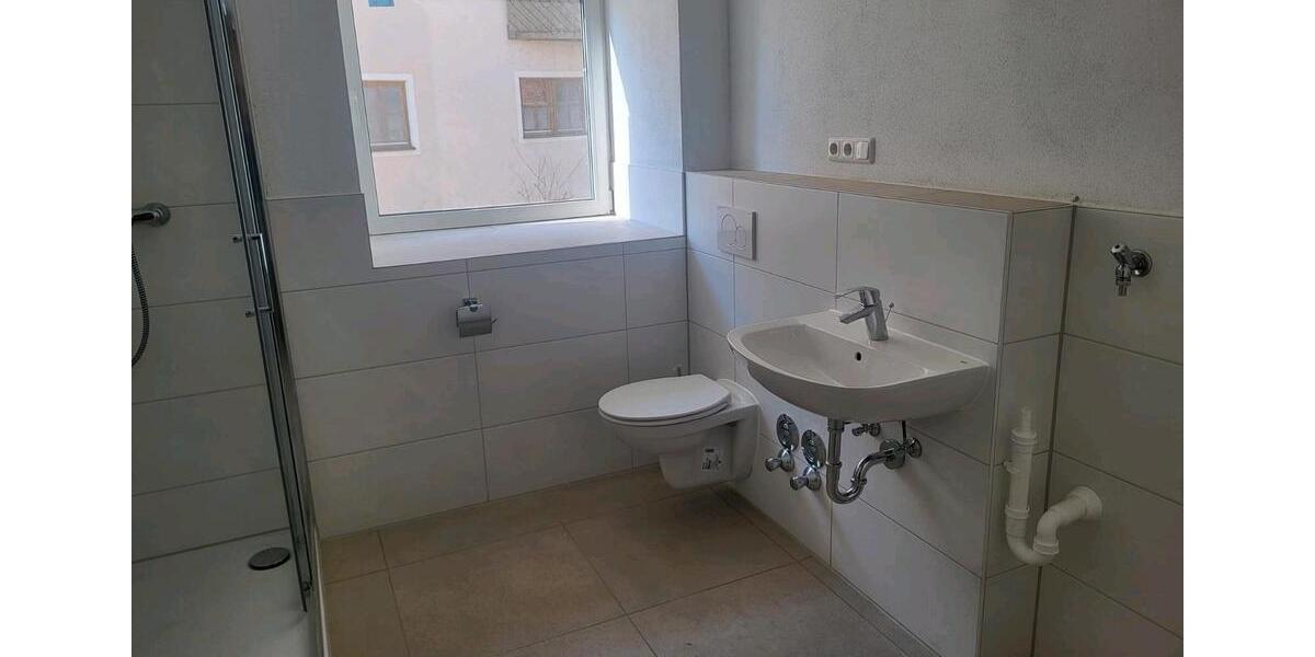 Etagenwohnung Mainburg - 2 Zimmer, 70 m&sup2;, 1.000&euro; | Angebot:25843223