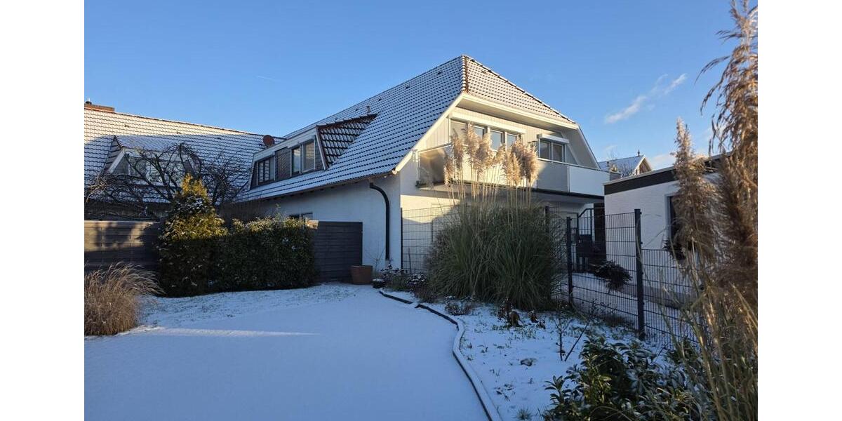 Moderne, helle 3-Zimmer-Wohnung mit Südbalkon und eigenem Eingang 3 zimmer