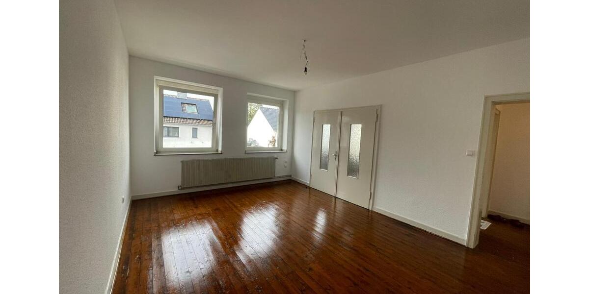 Etagenwohnung Moers - 3 Zimmer, 95 m&sup2;, 850&euro; | Angebot:25102255
