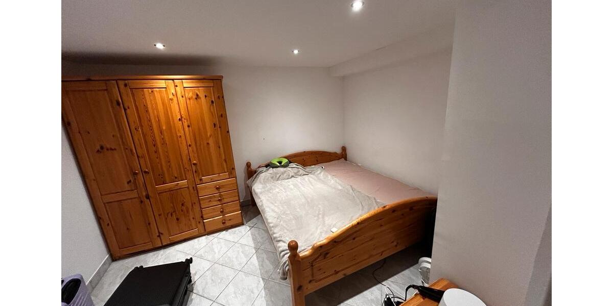 Etagenwohnung Biblis - 2 Zimmer, 85 m&sup2;, 600&euro; | Angebot:24707392