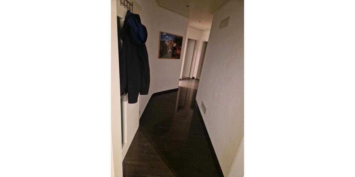 Dachgeschoßwohnung Kreßberg - 4 Zimmer, 93 m&sup2;, 800&euro; | Angebot:25755991