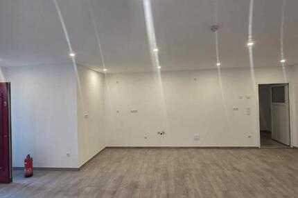 Wohnung Mainburg - 2 Zimmer, 79 m&sup2;, 900&euro; | Angebot:26705092