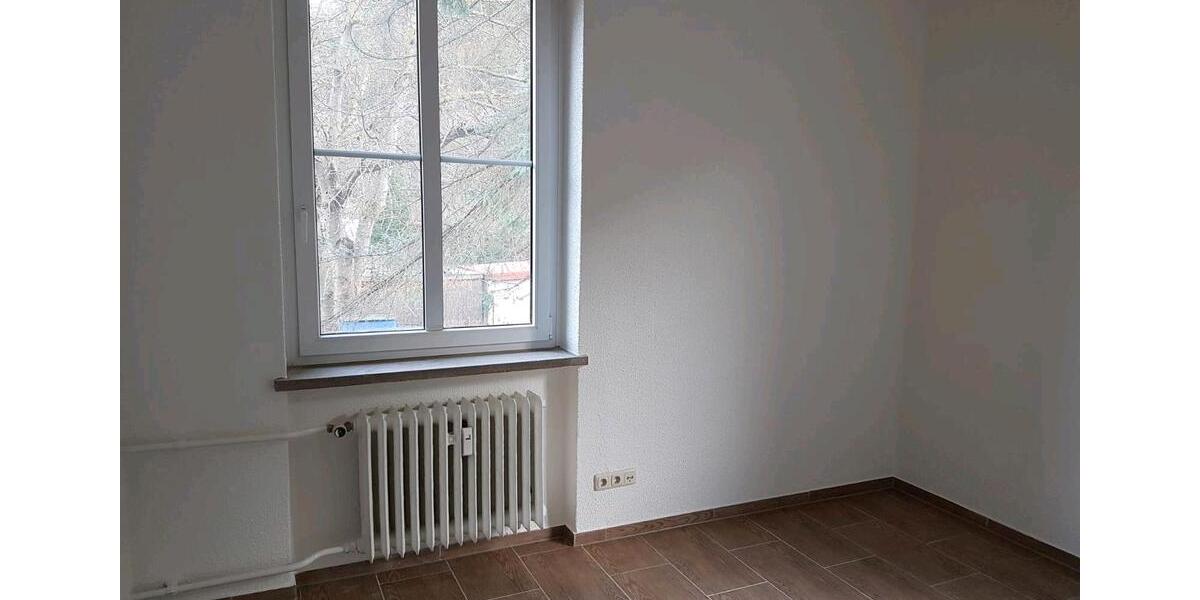 Erdgeschoßwohnung Sitzendorf - 4 Zimmer, 82 m&sup2;, 490&euro; | Angebot:25886936