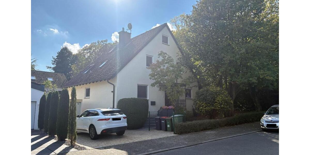 WG-Zimmer teilrenoviert, 15 min zum Hauptbahnhof (Bus) 1 zimmer