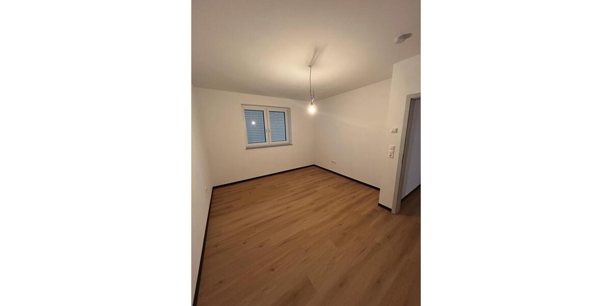 Erdgeschoßwohnung Esterwegen - 4 Zimmer, 123 m&sup2;, 1.200&euro; | Angebot:26374674