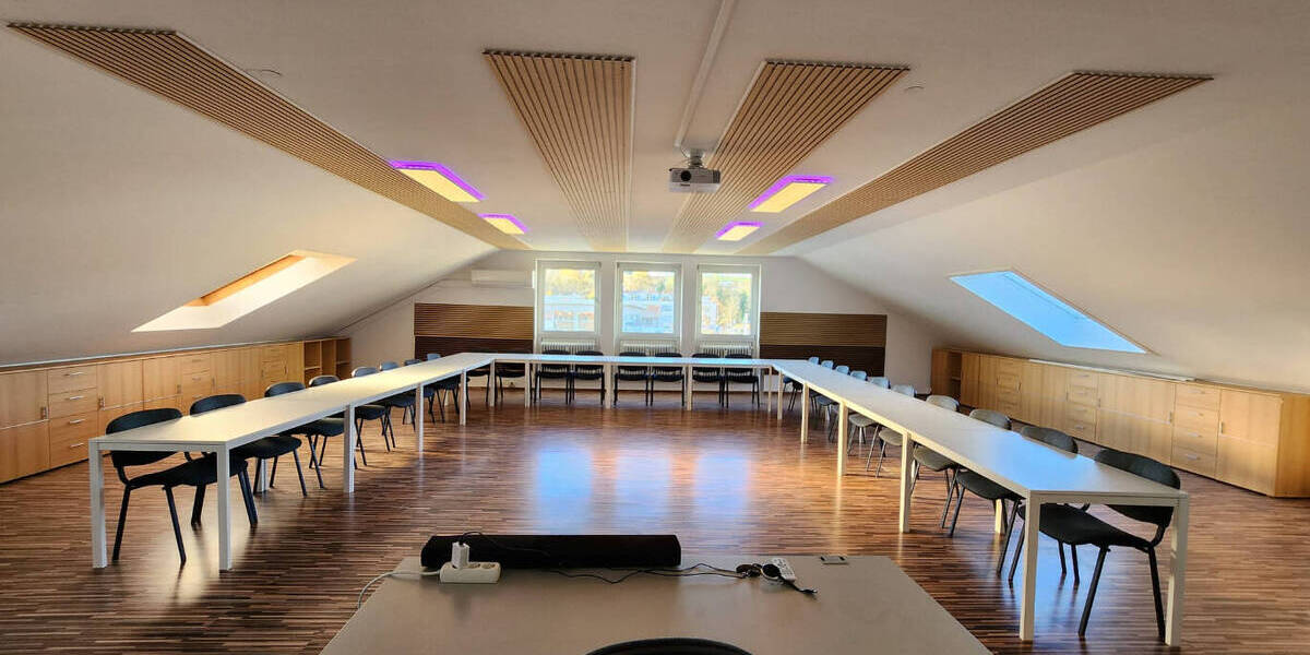 Gewerbeobjekt Regensburg Großprüfening-Dechbetten-Königswiesen - 560&euro; | Angebot:25695692