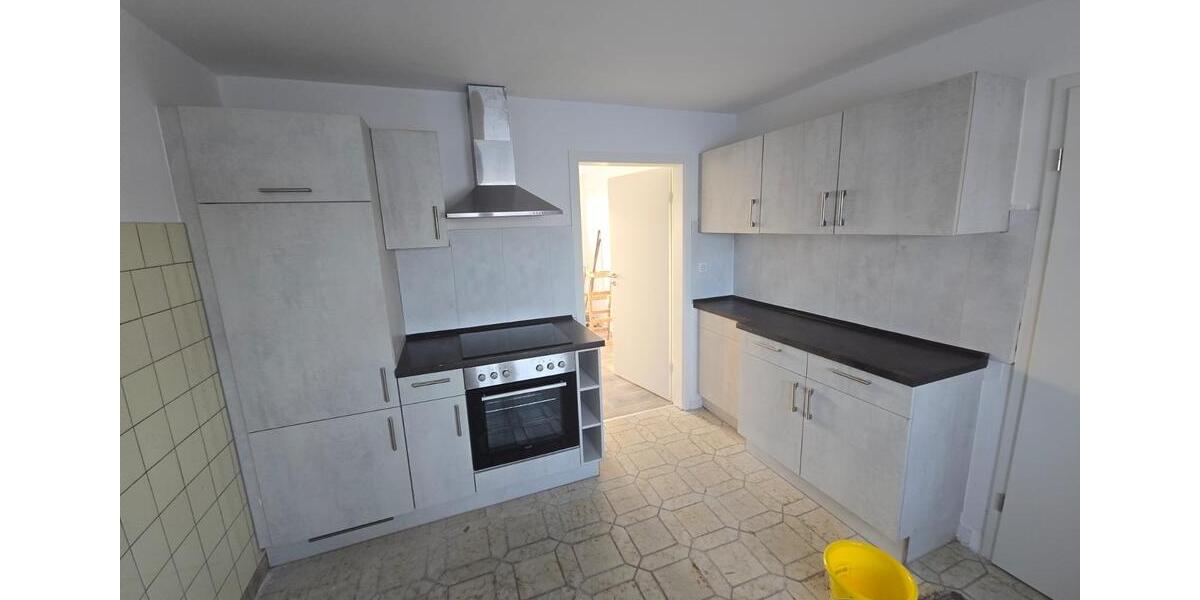 Erdgeschoßwohnung Langenhorn - 4 Zimmer, 122 m&sup2;, 800&euro; | Angebot:25139092