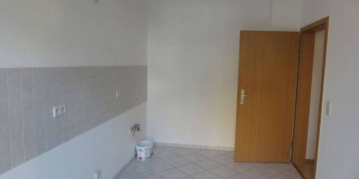 Etagenwohnung Plauen Haselbrunn - 3 Zimmer, 70 m&sup2;, 300&euro; | Angebot:26723034