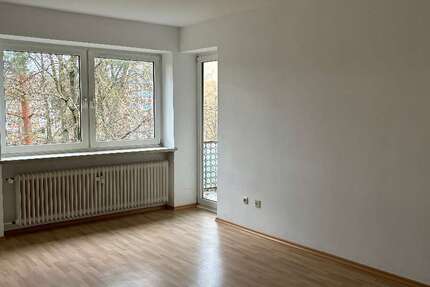 Wohnung Regensburg Wutzlhofen - 3 Zimmer, 74 m&sup2;, 605&euro; | Angebot:27141985