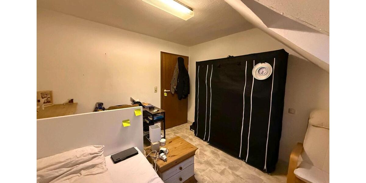 Dachgeschoßwohnung Prüm - 3 Zimmer, 75 m&sup2;, 590&euro; | Angebot:26030656