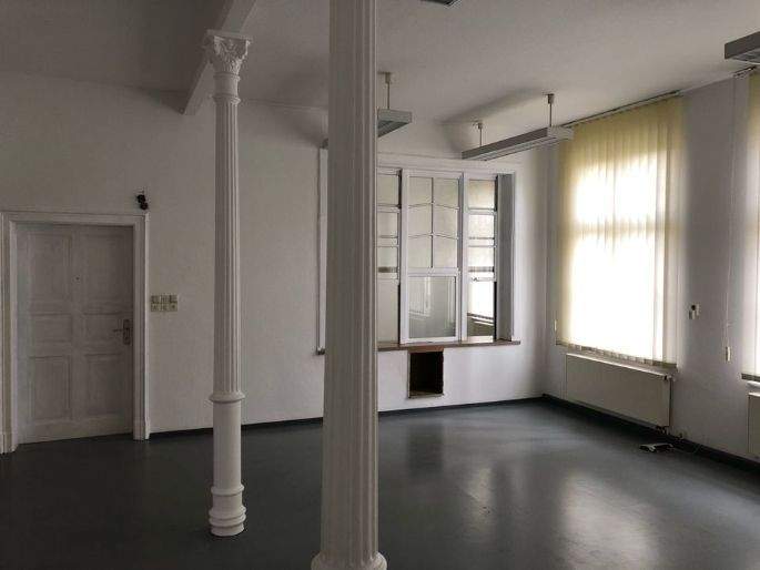 Attraktive Büro- und Logistikfläche im Zentrum von Eibau - sofort frei zimmer