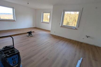 Wohnung Egglham - 3 Zimmer, 105 m&sup2;, 730&euro; | Angebot:25257491